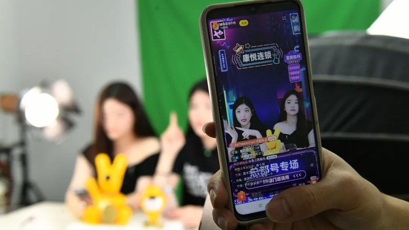正规搬家公司报价单通常包含以下几个部分：